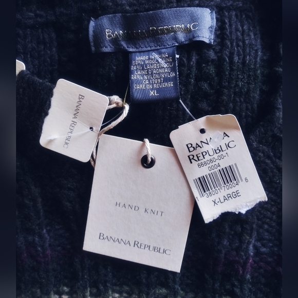 Banana Republic Hand Knit Sweater - Picture 8 of 9